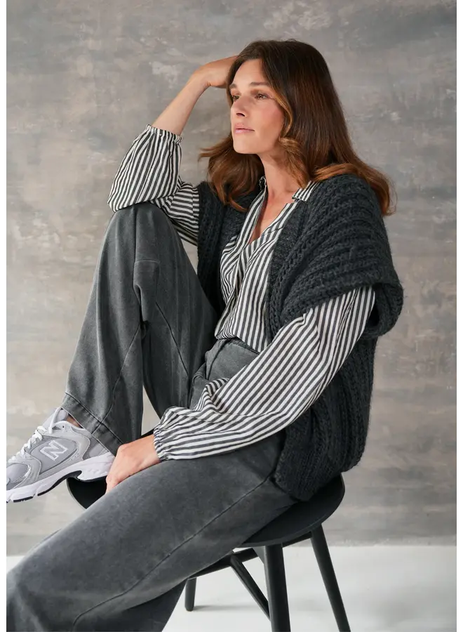 Zubi Blouse Black Cream