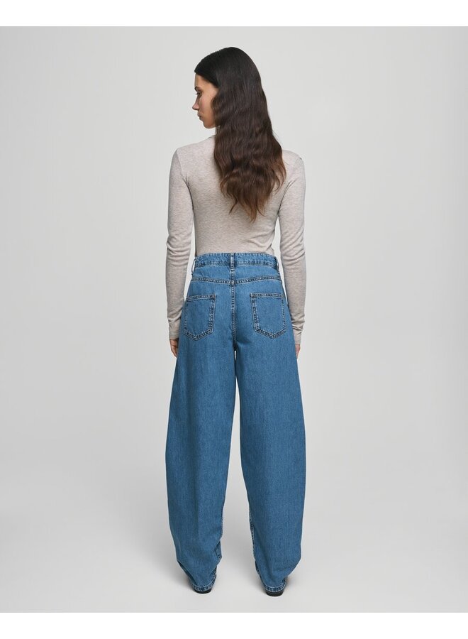 Kobane Lis Barrel Jeans Mid Blue