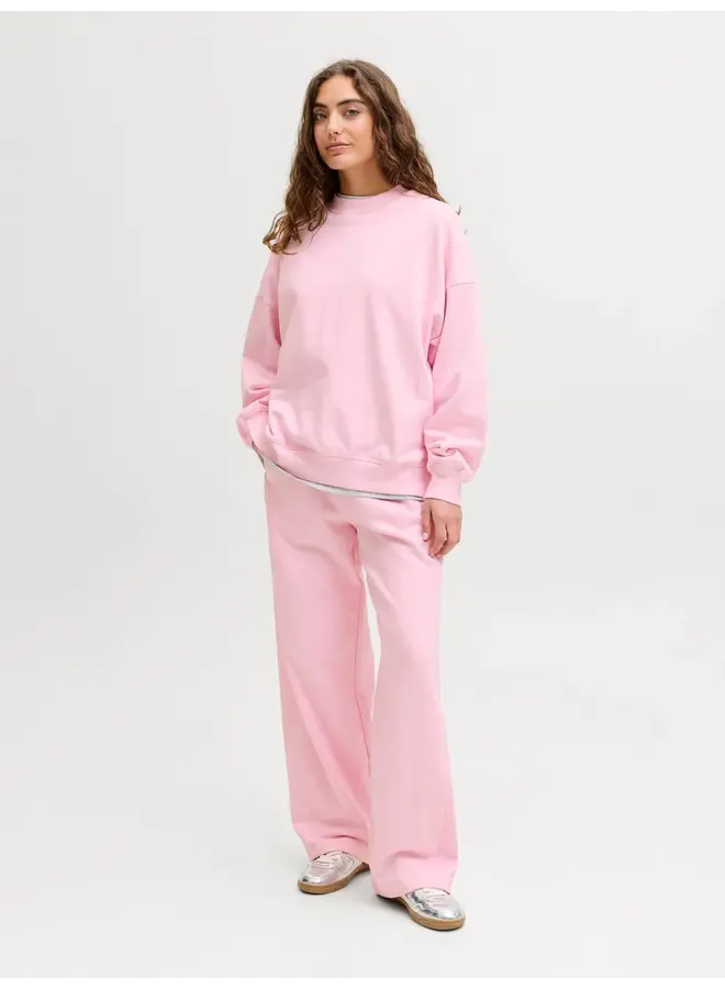 Cora Oversized Crew Pink Lady