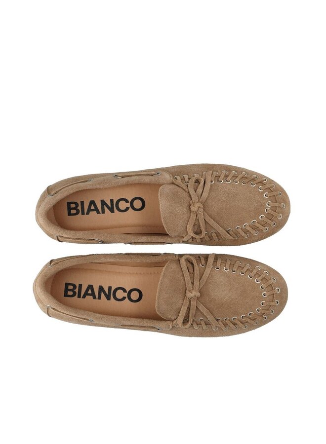 Marlene Moccassin Suede Sand