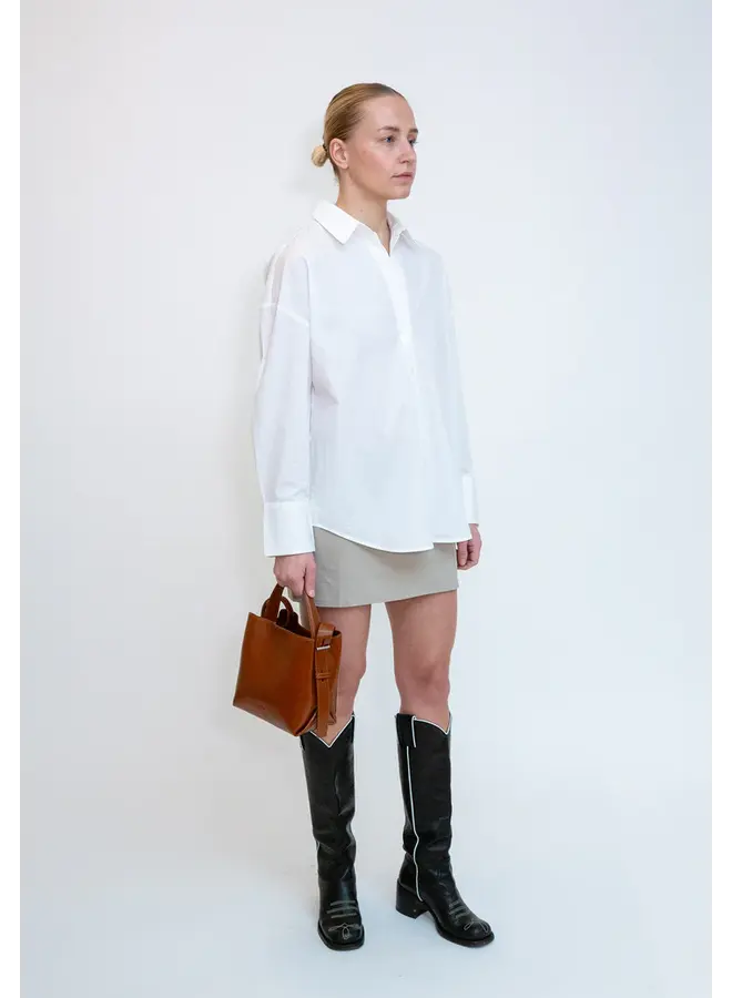 Molly Glossy Structure