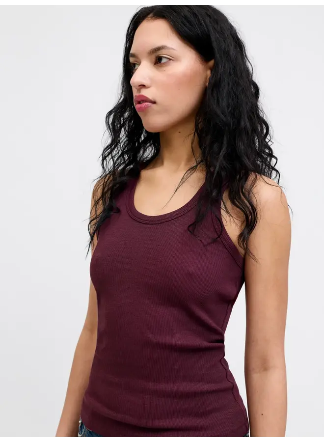 Frida U-neck Winetasting