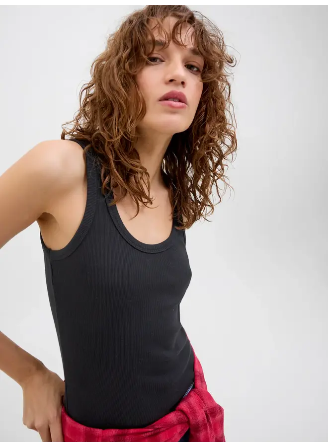 Frida U-neck Top Black