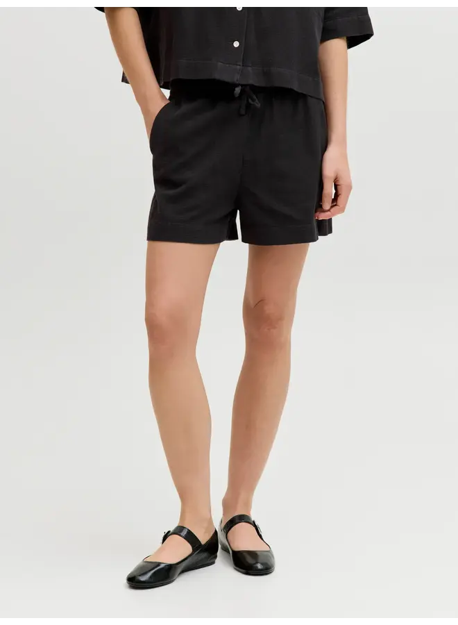 Global Waffle Short Black