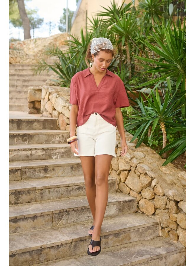 Brook Reg Fit Short Chalk