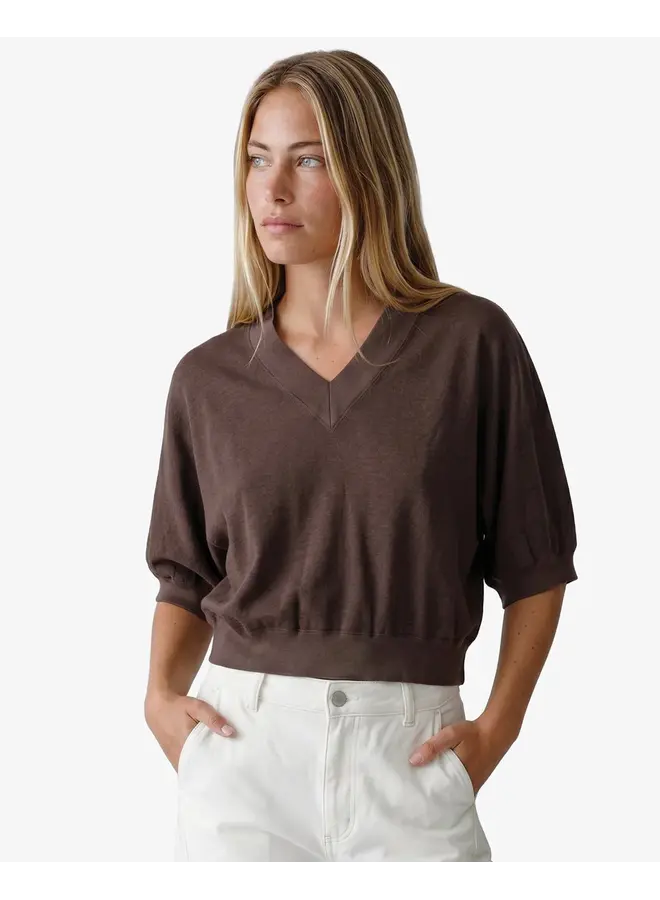 Amice V-neck T-shirt Chocolate Fondant
