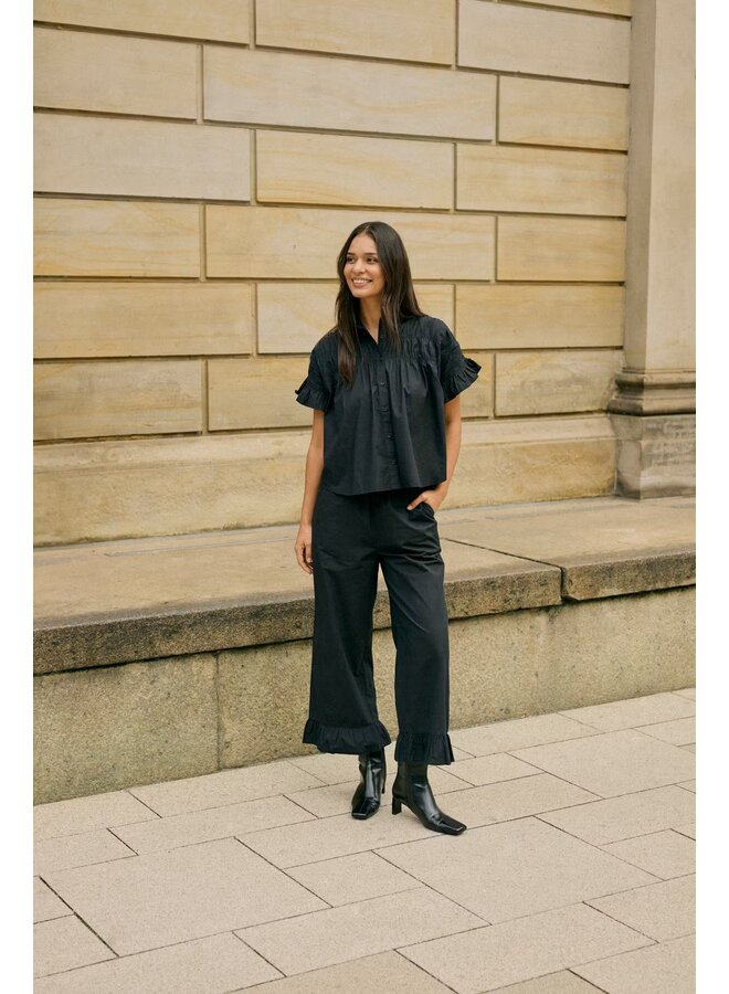 Verdina Flouncce Shirt Black Deep