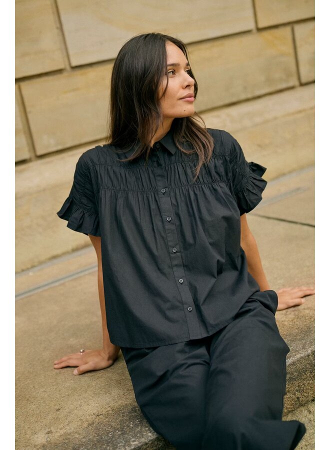 Verdina Flouncce Shirt Black Deep