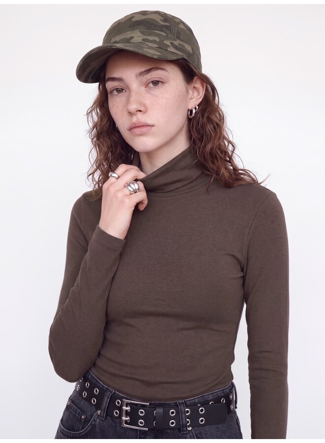 Star High Neck Bracken
