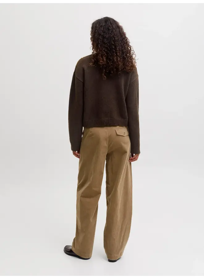Harvi Neck Knit Demitasse