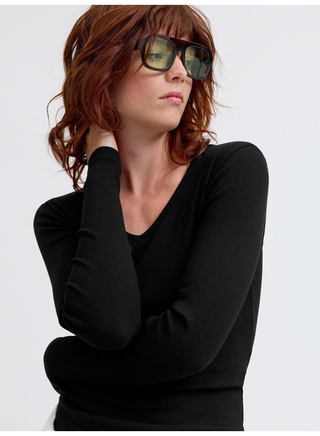 Freya V-neck Top Black