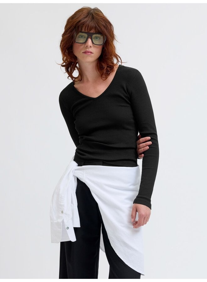 Freya V-neck Top Black