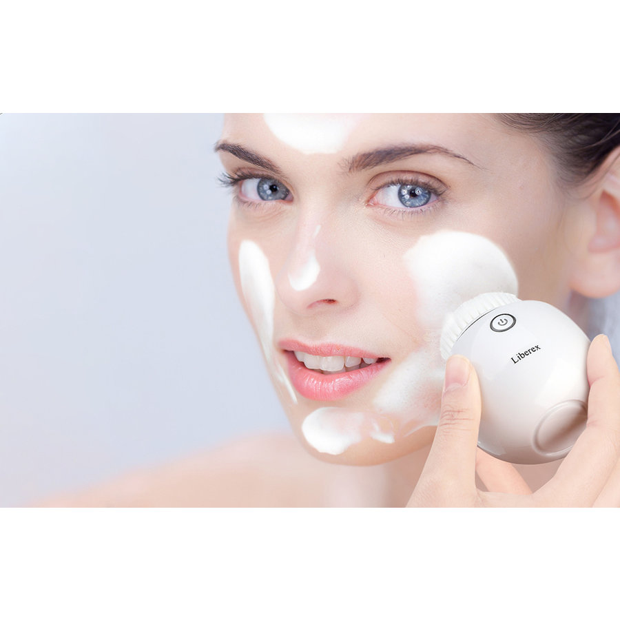 Cepillo de limpieza facial eléctrico