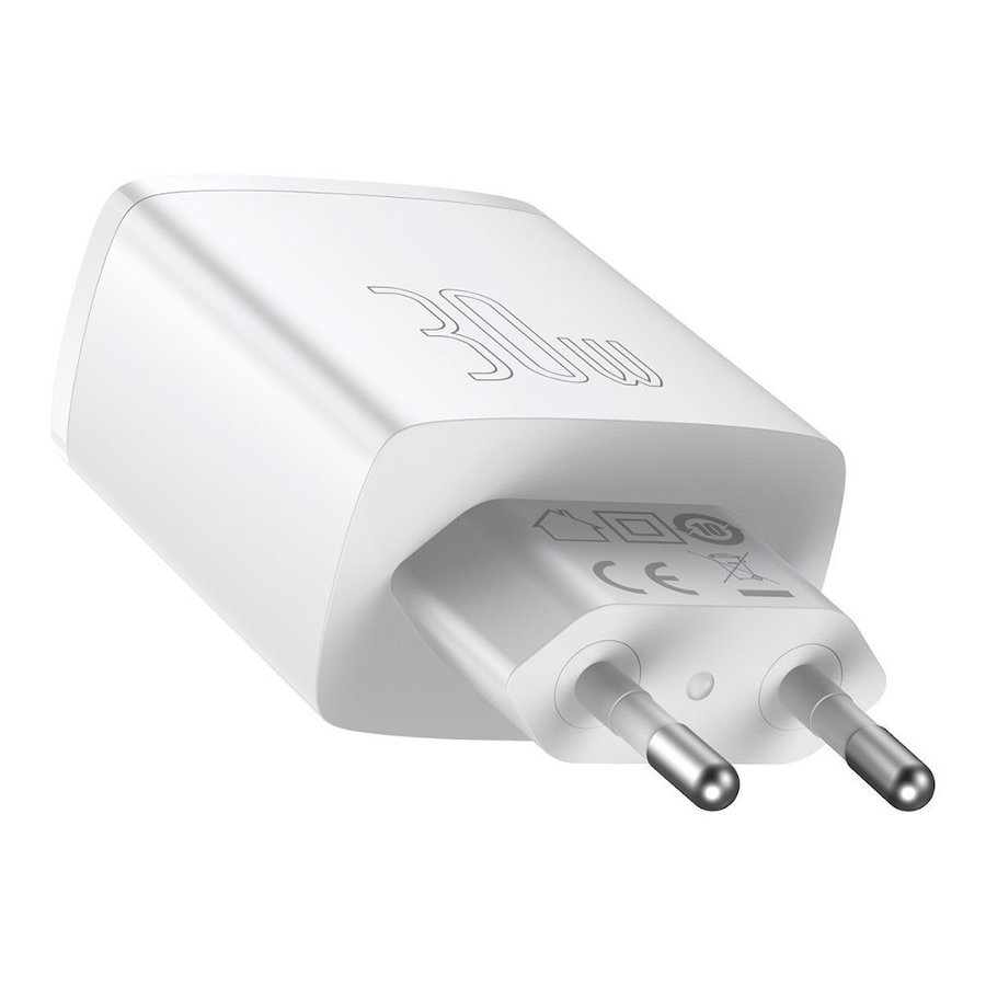 Compact Travel Charger 2x USB-A + USB-C 30W