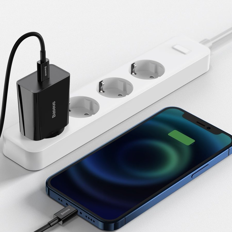 Mini Ładowarka Podróżna USB-C PD 20W Czarna