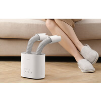 Shoe dryer for 1/2 pair