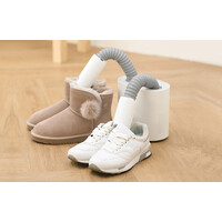 Shoe dryer for 1/2 pair