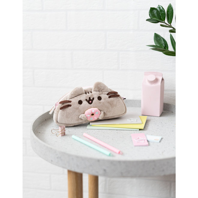 Plush pencil case - Pusheen