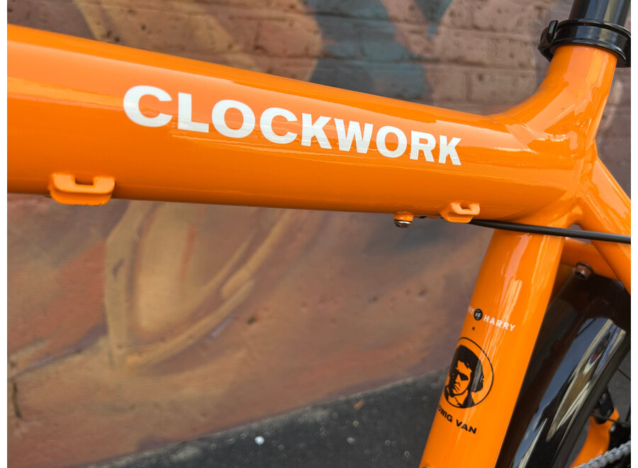 Bullitt Clockwork Orange Alfine 8 chain drive