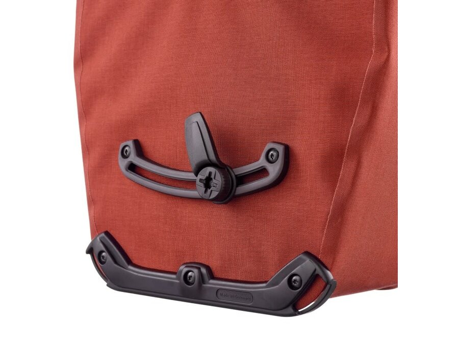 Back-Roller Plus Dark Chilli