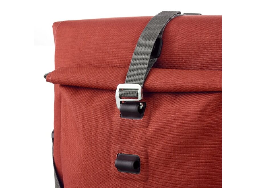 Back-Roller Plus Dark Chilli