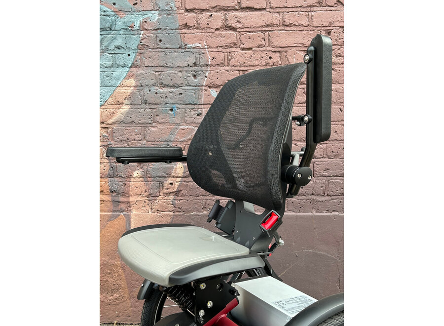 Demo Easy Rider Compact Tricycle Wine Red Matt