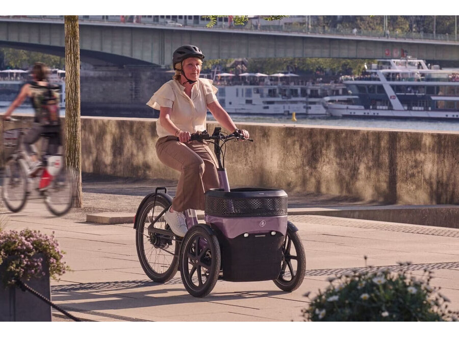 Thuja Smooth Enviolo Tricycle Stonewash Grey Matt