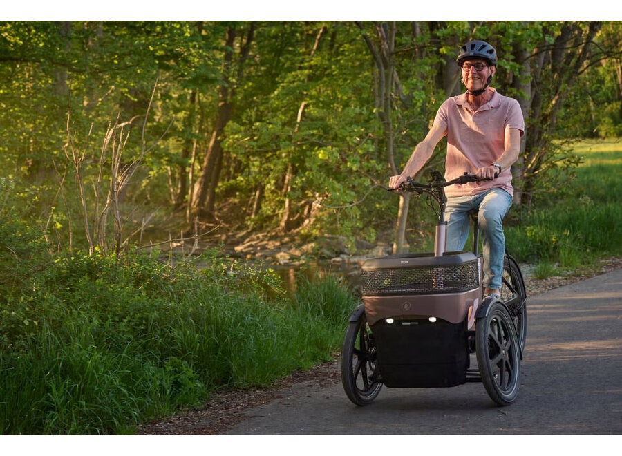 Thuja Smooth Enviolo Tricycle Stonewash Grey Matt