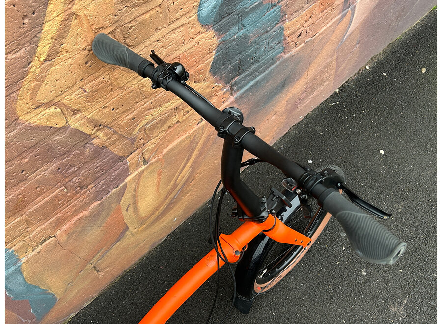 Demo G Line with Roller Frame - Medium 8 Speed Adventure Orange