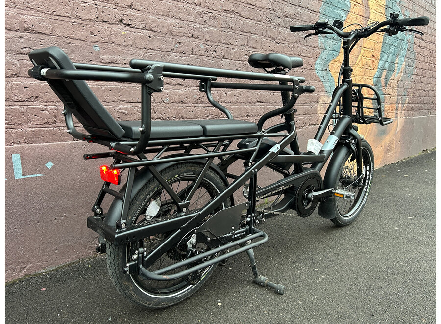 Demo Quick Haul Long Satin Black