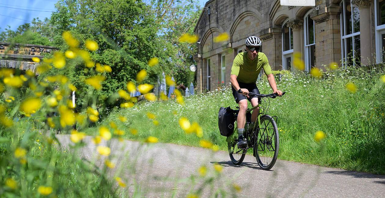 Commute. Tour. Explore.