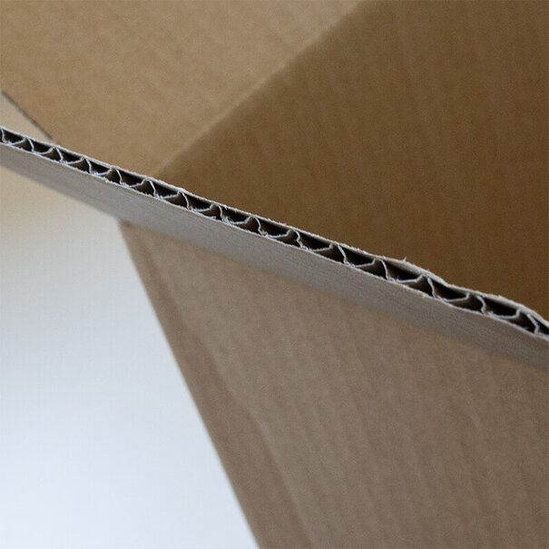 Levering uit voorraad Langwerpige bruine dozen enkelgolf 620x150x150mm