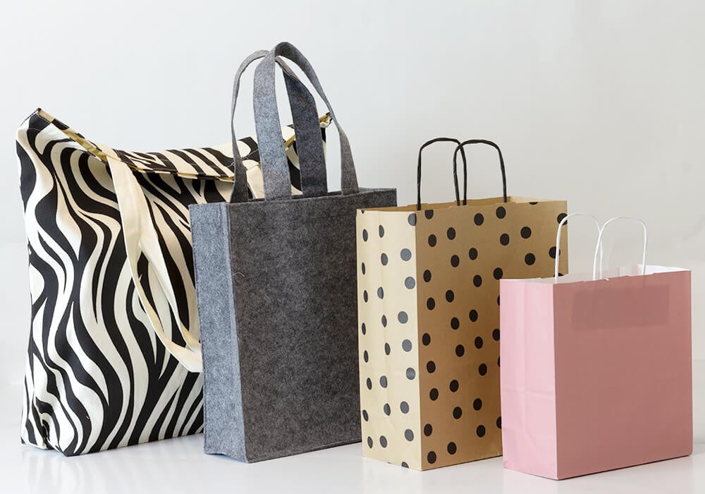 Onbedrukte tassen: het juiste materiaal kiezen voor jouw winkel of webshop