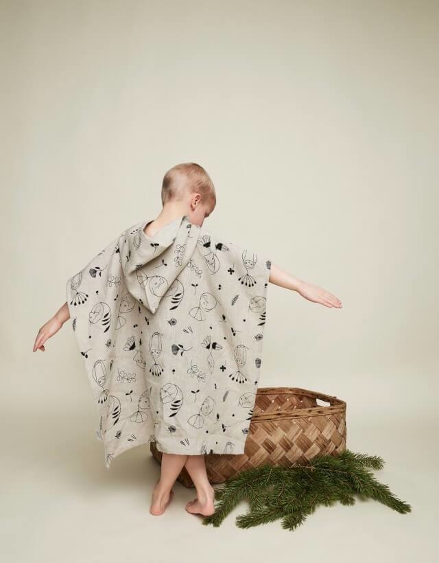 HEMPEA  Kinder Hanf Badeponcho "Sleepy forest" 70x65 cm