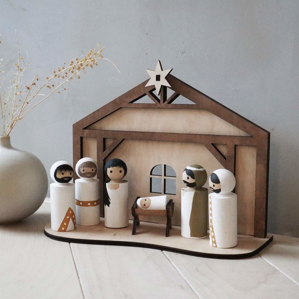 PAPURINO Holz Weihnachtskrippe mit Jesus-Baby und Eltern