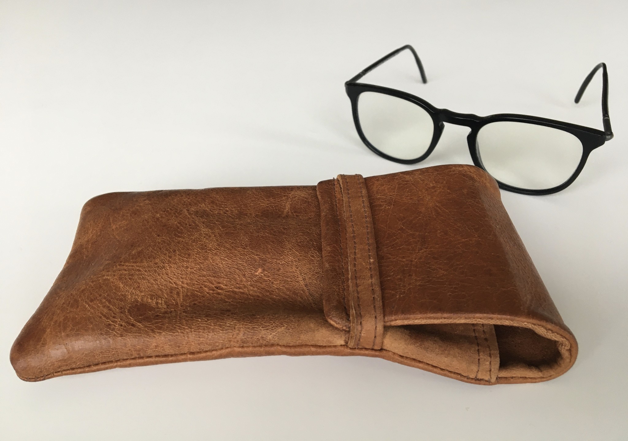 Etui à lunettes en cuir, Cognac