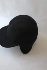 FLOOM STUDIO 5-panel woollen cap in black with earflaps