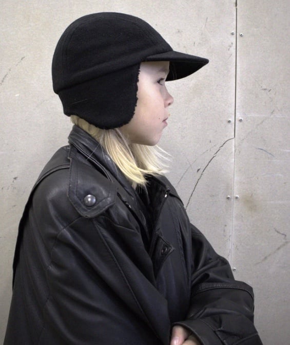 FLOOM STUDIO Casquette en laine à carreaux noir avec oreillettes