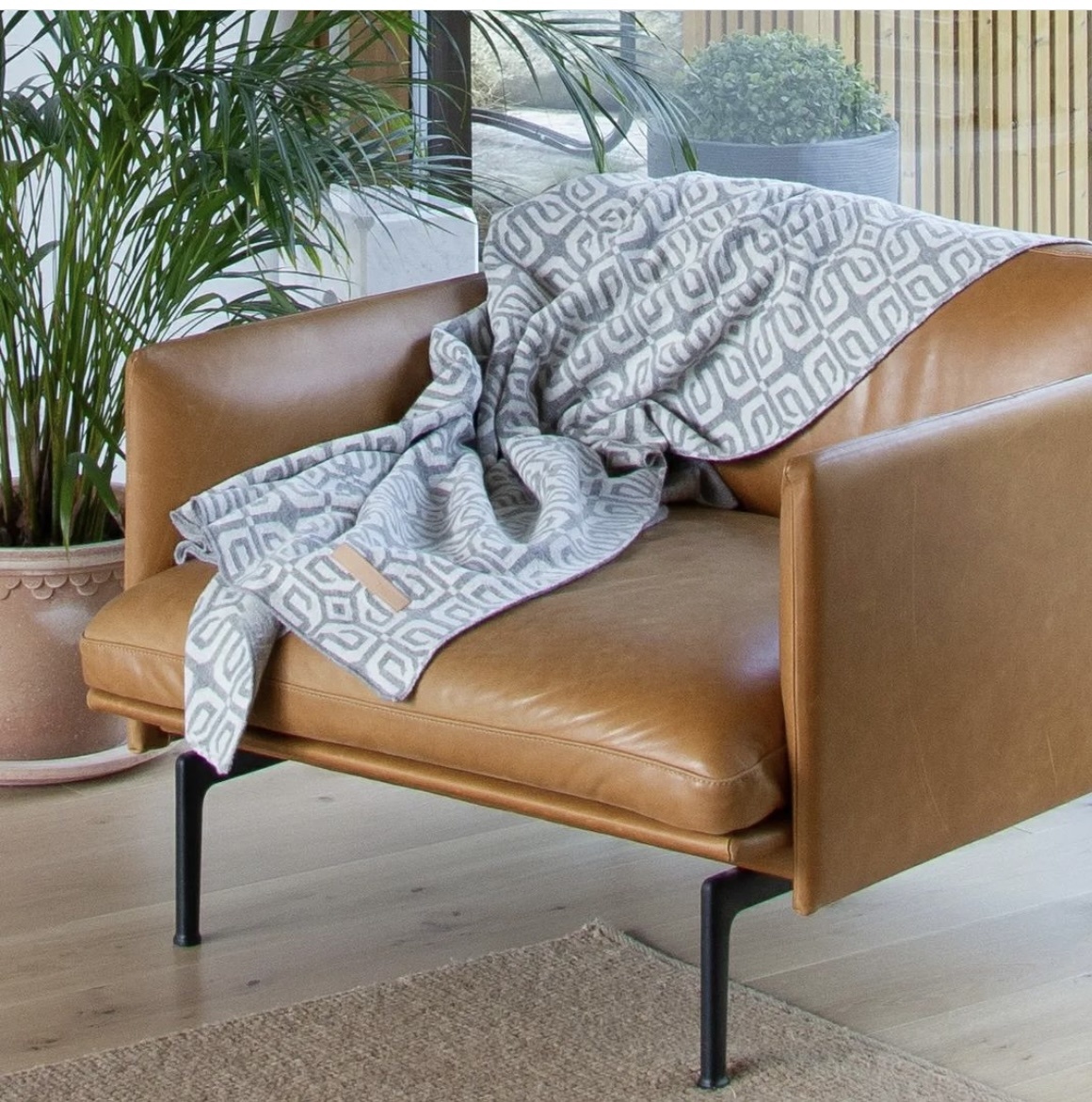 Woolen blanket "Louhi" 130 x 150 cm grey coloured