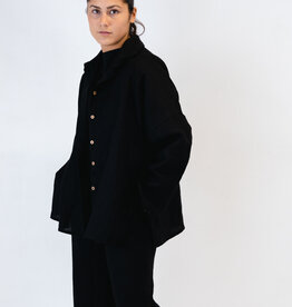 Chemise en lin noir coloré