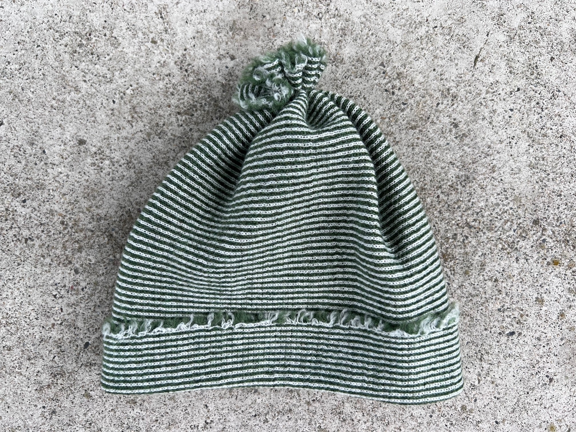 KNITWORKS Baby Beanie-Mütze grün-gestreift aus feiner Merinowolle