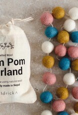 GOLDRICK Pom Pom Girlande aus Naturwolle