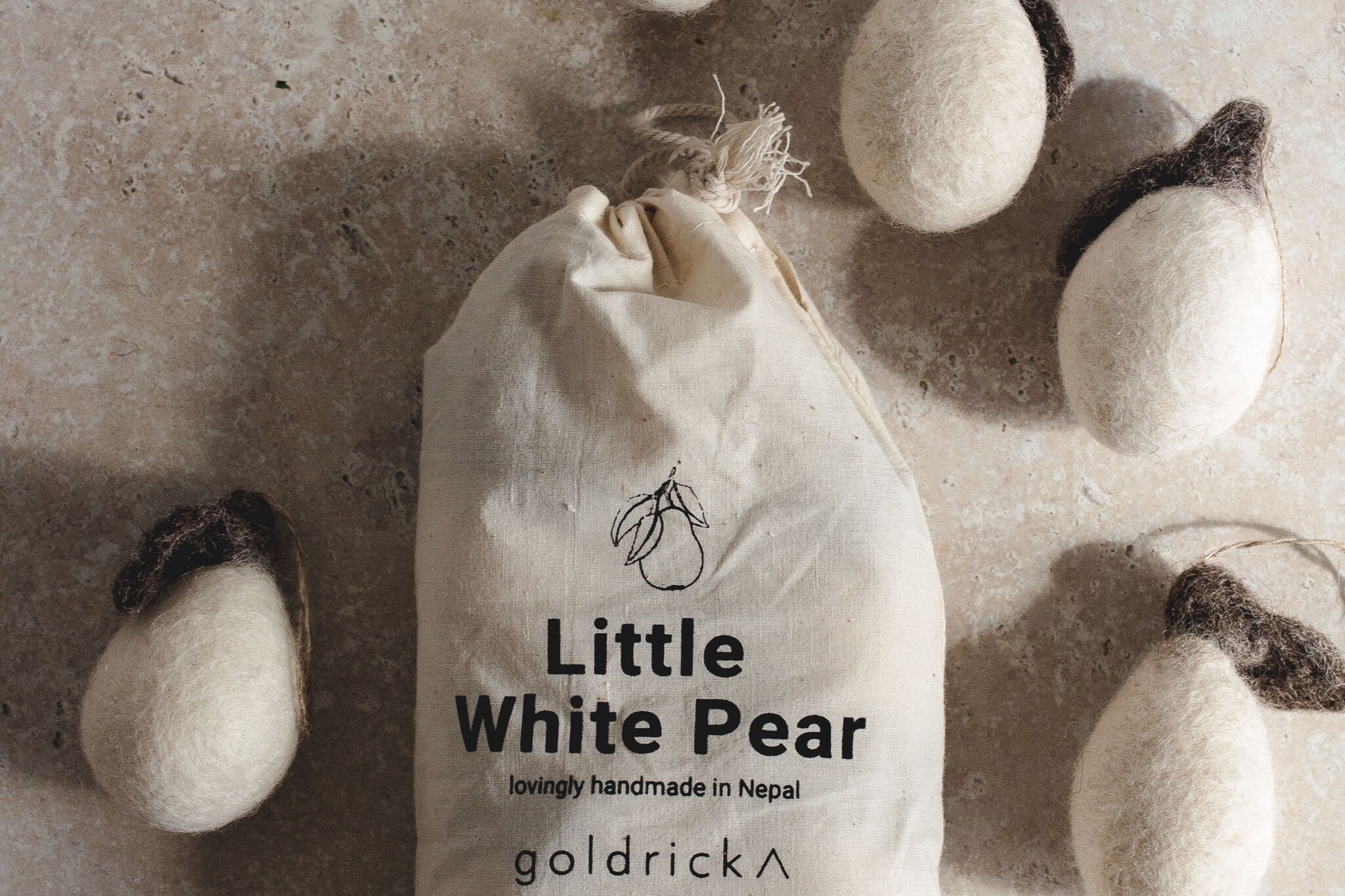 GOLDRICK Wool Felt Pears Set of 6