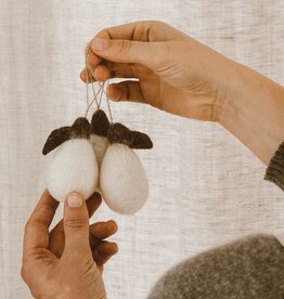 GOLDRICK Wool Felt Pears Set of 6