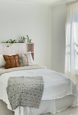 MIIKO DESIGN Couverture en laine "Louhi" 130 x 150 cm couleur grise