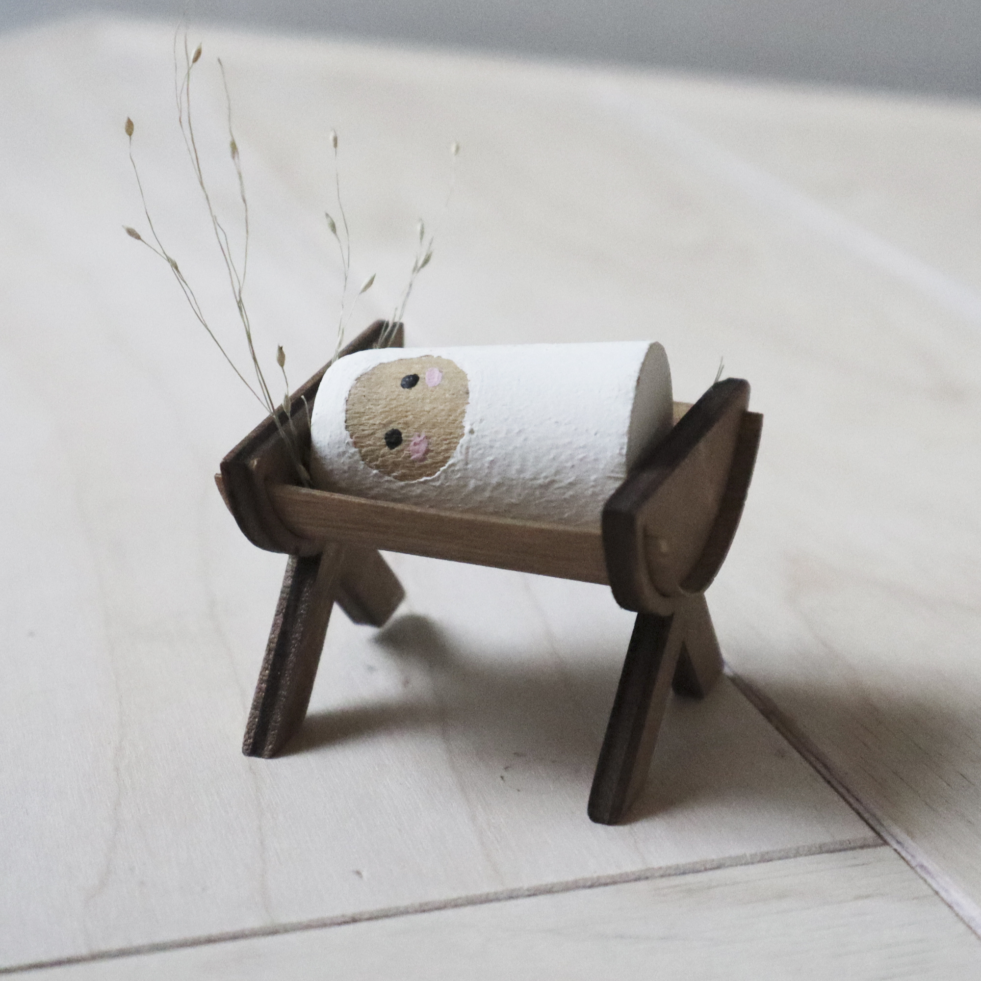 PAPURINO Wooden Christmas Crip