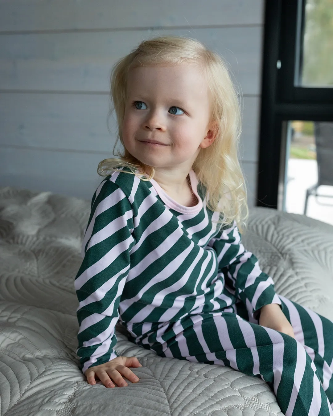 PaaPii Design Pyjama "Diagonal" grün-rosa