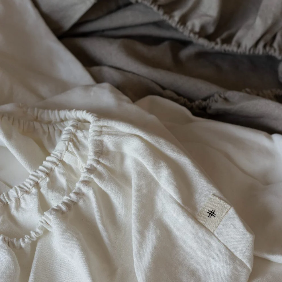 HEMPEA  Hemp bed sheet fitted undyed beige 90 x 200 x 30 cm