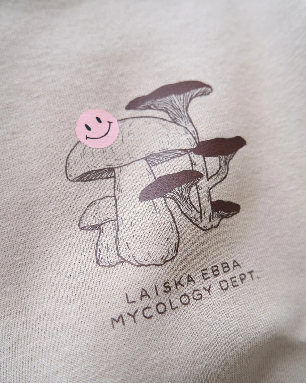 LAISKA EBBA Adults Rooted Sweatshirt