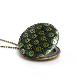 Locket pauw patroon